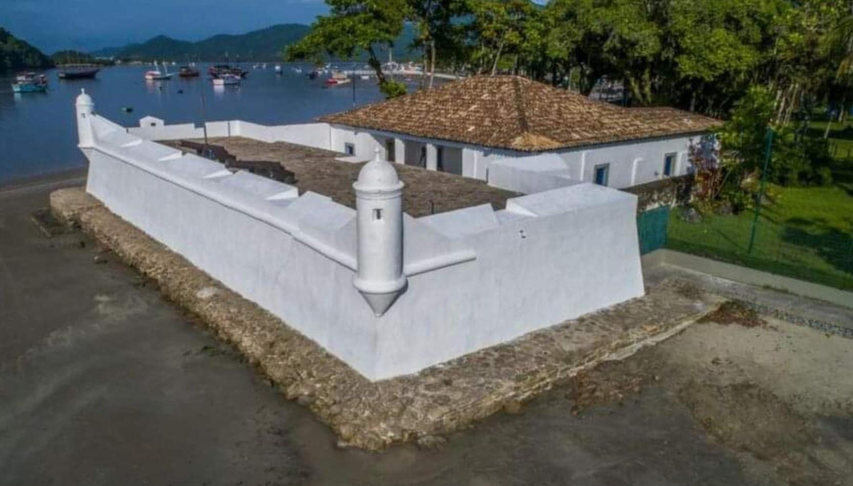 Holiday home Casa Master Pe Na Areia Com Piscina Wifi Bertioga